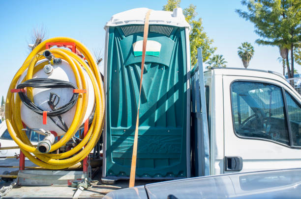 Best Porta potty delivery and setup  in Waukee, IA