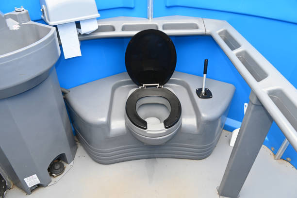 Best Local porta potty services  in Waukee, IA