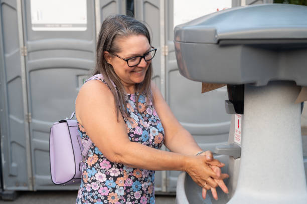 Best High-end porta potty rental  in Waukee, IA